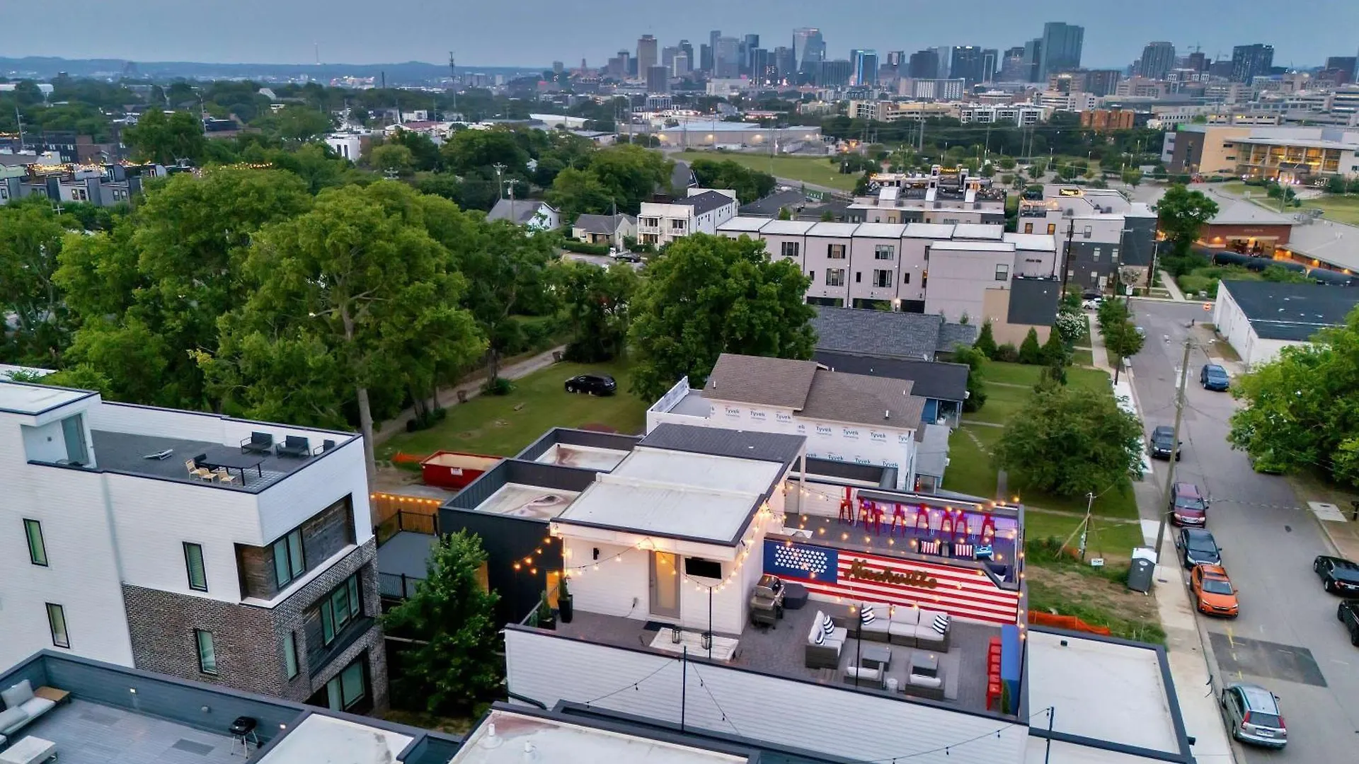 Rooftop Deck & Shuffleboard Bbq Near Downtown Nashville Holiday home